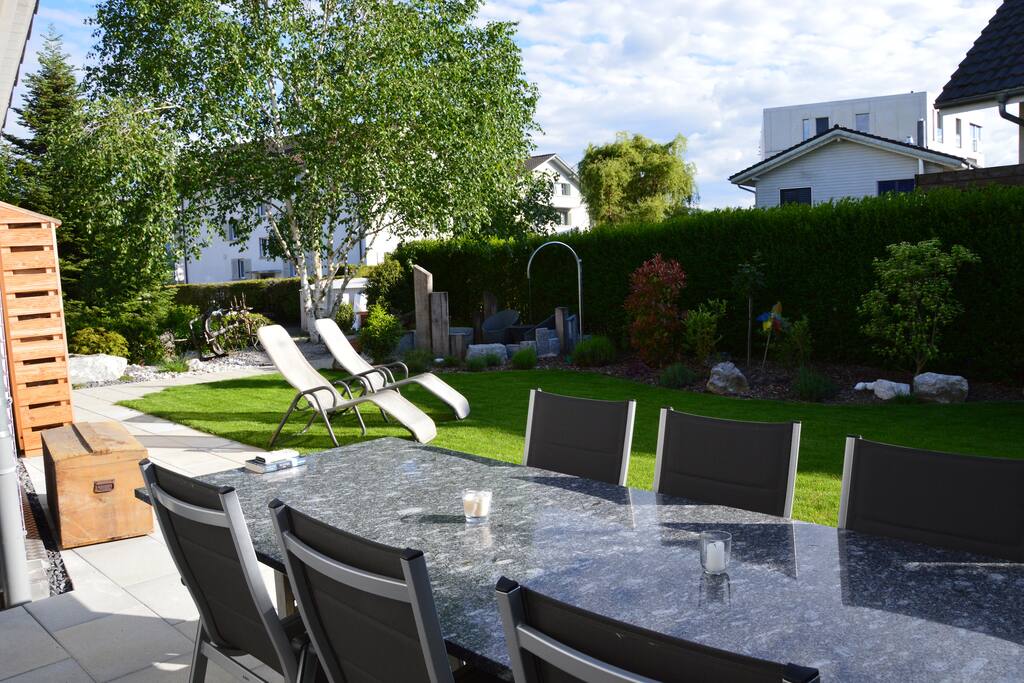 Terrasse und Garten zum Mitbenutzen