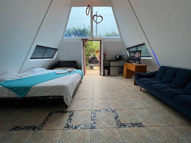 RedDoorz @ Alcala Garden Resort managed Airbnb listing 1