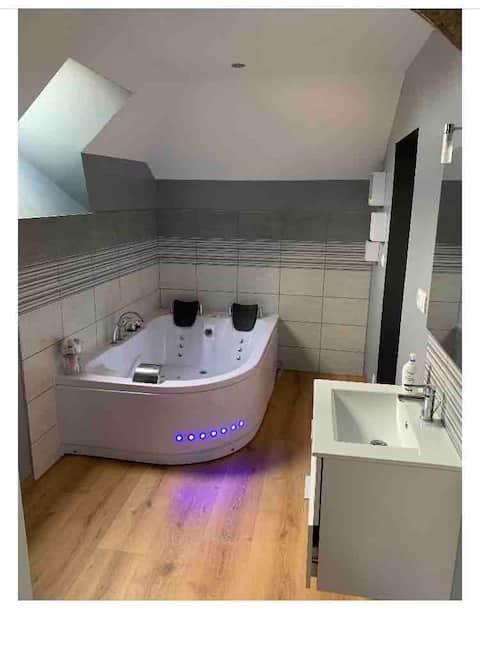 The house of happiness in the heart of Morvan 4*