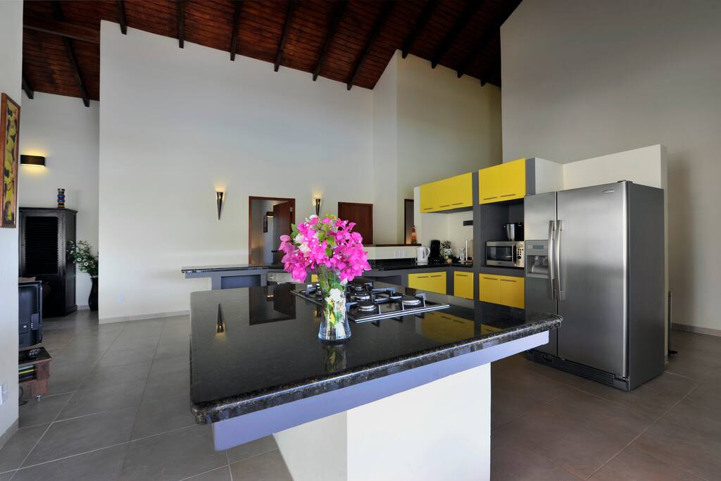 full equiped kitchen and American fridge.