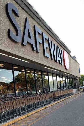 Relaxing Home|Central Area Winnipeg|Free Parking gallery image 3