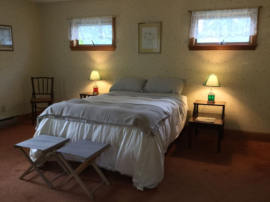 Clean and cozy full sized bed plus the fresh Maine air ensure a sound night's sleep.