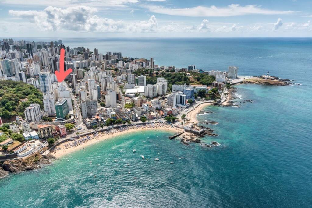 Alí está nosso Airbnb! Perto da melhor praia de Salvador: Porto da Barra!!