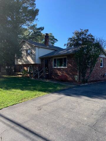 MAKE YOURSELF AT HOME (THE FULL)