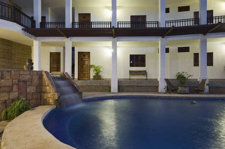 Comodo Hotel en Managua ( Con Desayuno Buffet )