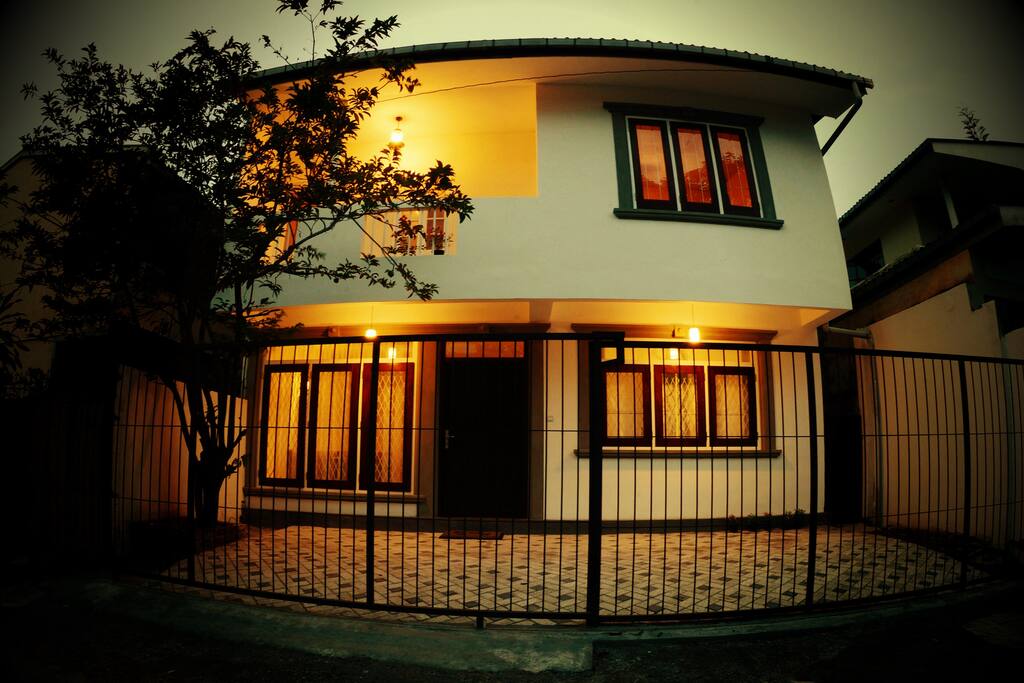 Timber Post House