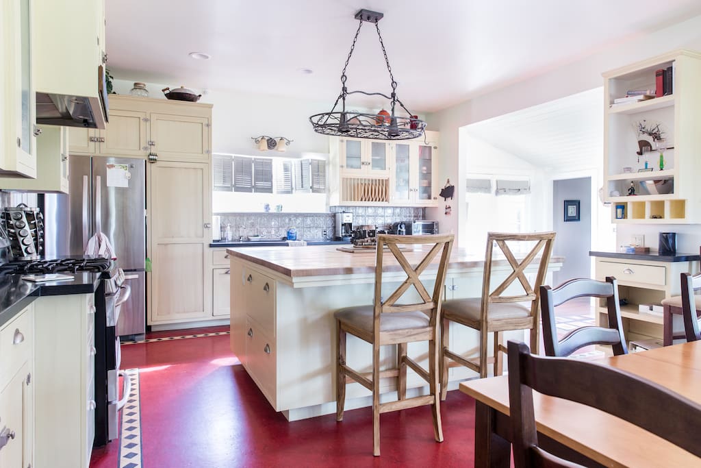 Hollyhock Vineyard's Farm House Houses for Rent in Templeton, California, United States