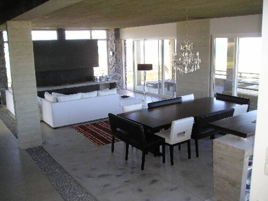 Living room with an epic view to the ocean