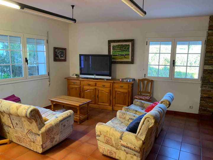 Casa Rural En Aldea De Montaña - Samos
