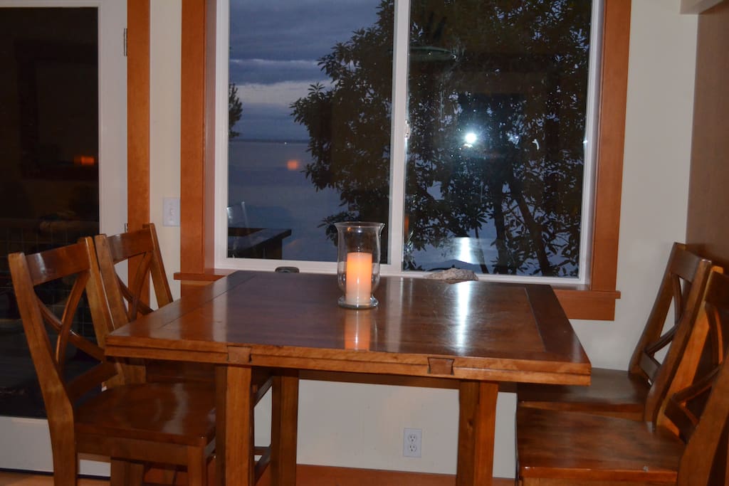 Dining room and view