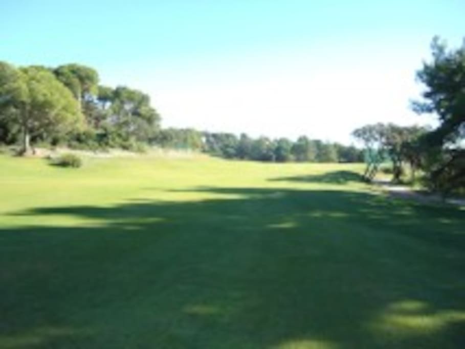 Golf St Thomas just 5 mins walk from the apartment
