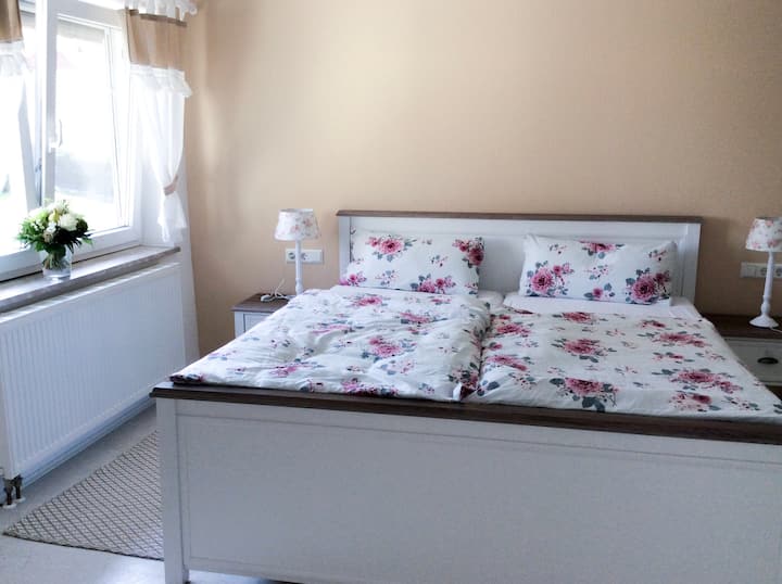 غرفة النوم 1