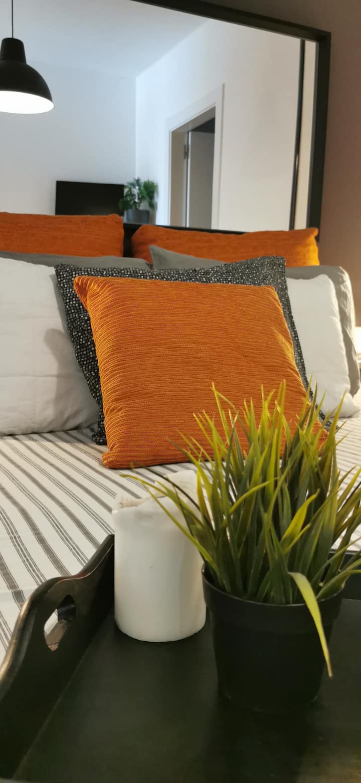 Room Detail