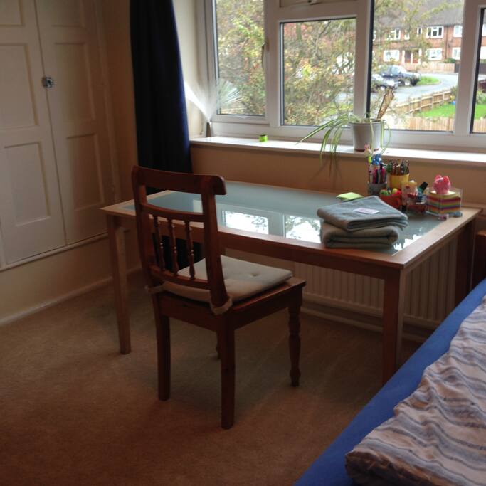 Full table and chair
