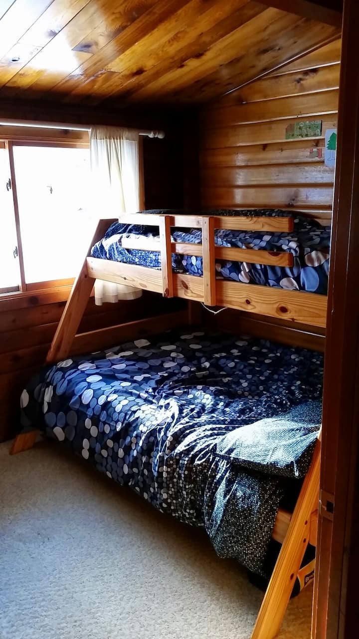 Трета спална соба со кревет на спрат - идеален за 2-3 деца