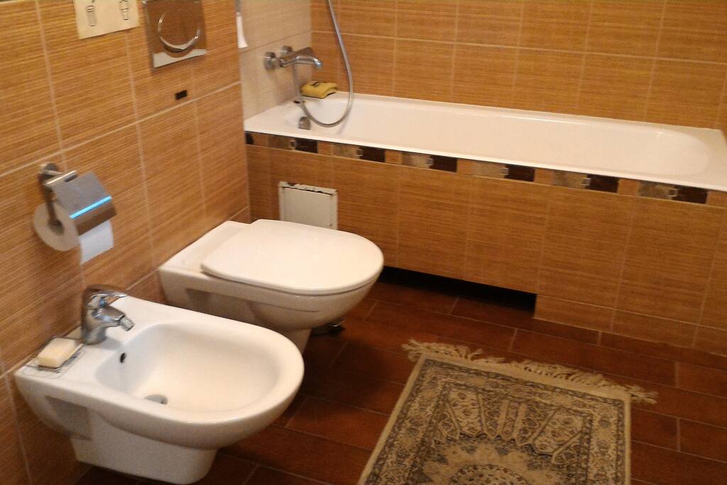 Bathroom on the 2nd floor