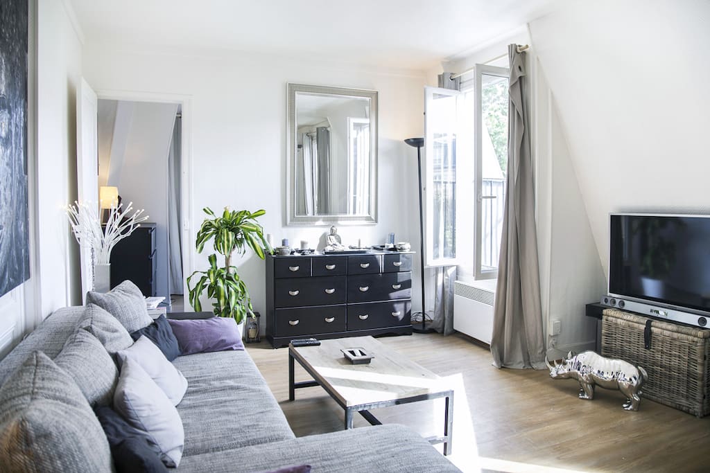 Very charming apartment close to Eiffel Tower