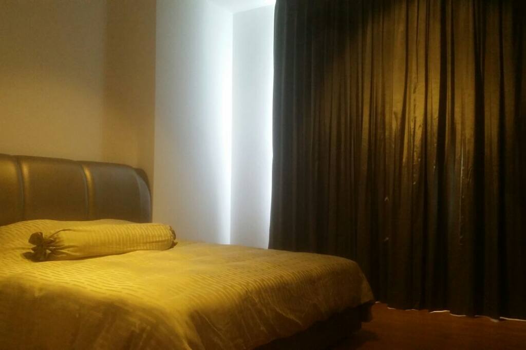 All bedding are 100% cotton and of high quality.