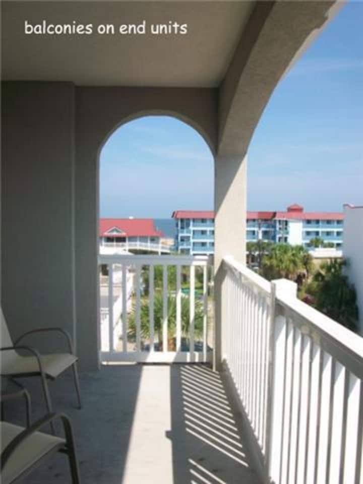 306 Pelicans Landing 3b2b pool, 2 min from ocean Apartments for Rent