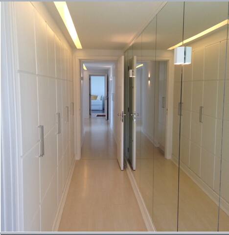 Apto temporada de frente para o mar gallery image 3