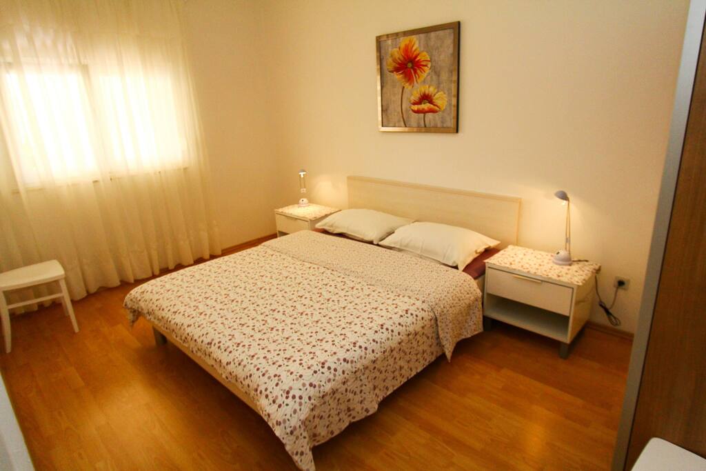 1. bedroom