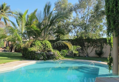 Top Airbnb: Charming 3-BDR house with heated pool & hot tub in Cruz De Huanacaxtle