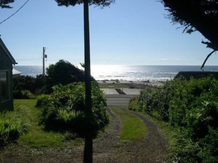 Cozy Coastal Yachats Cabin on 101 Cabins for Rent in Yachats, Oregon