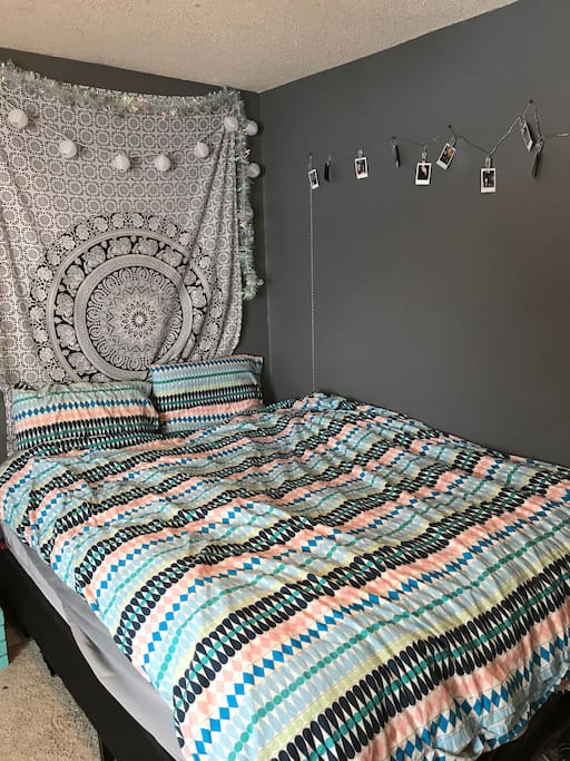 Queen bed