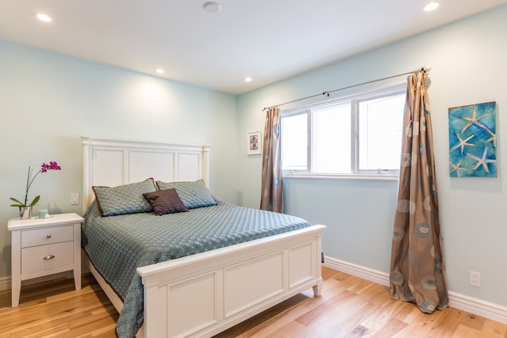Best Beach Location 2 Rooms Sleeps4 - Hermosa Beach, CA