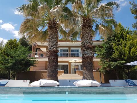 Luxurious Villa Anna Maria with Private Pool