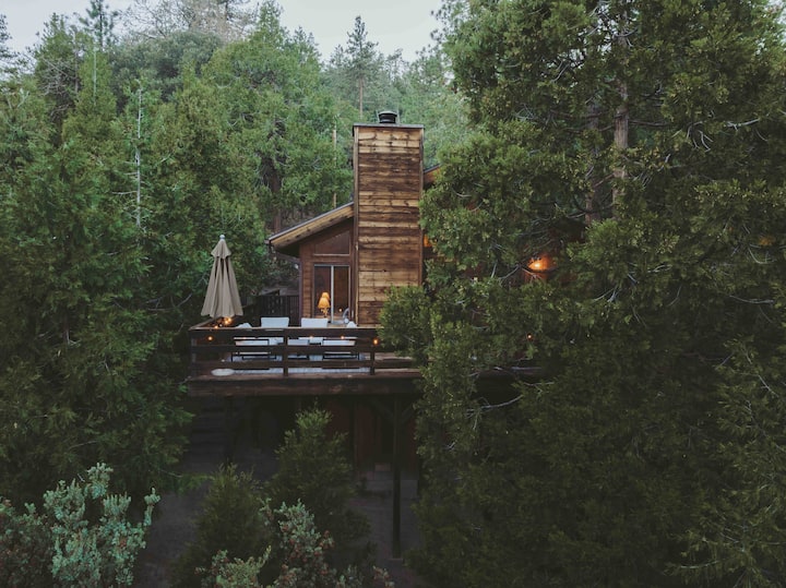 Idyllwild Cozy Lakeview Lodge Cabins for Rent in IdyllwildPine Cove