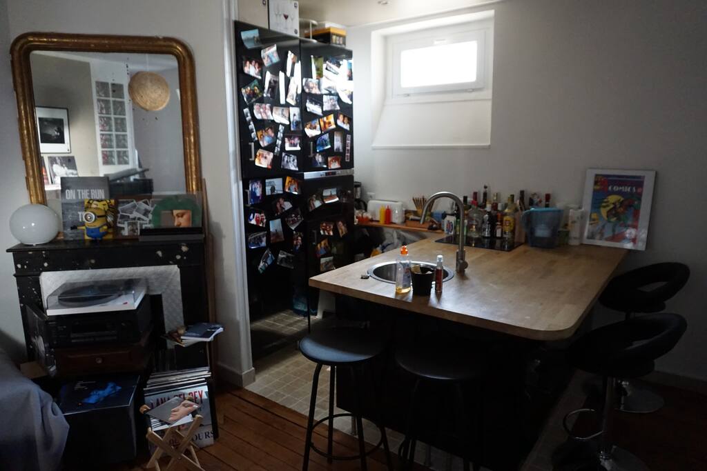 Cuisine américaine ouverte sur le salon (american kitchen open on the living-room)