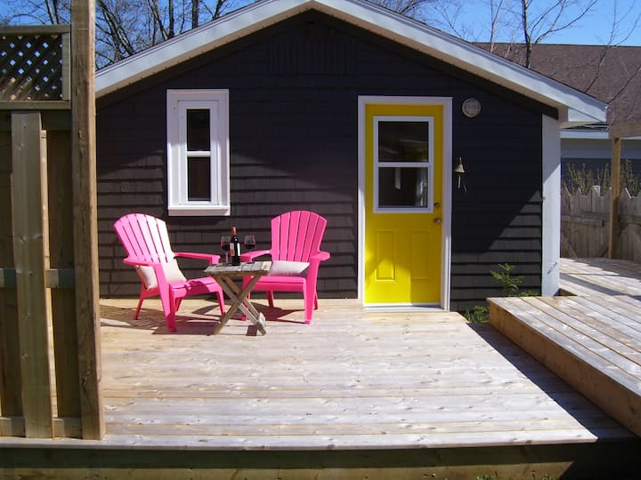 Cottage on Main St. Mahone Bay