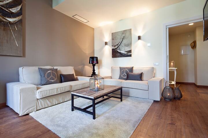 Great Design apartment in Barcelona center gallery image 4