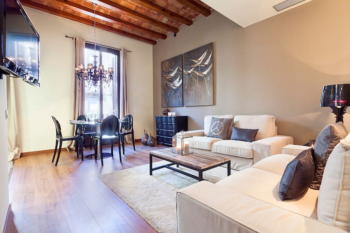 Great Design apartment in Barcelona center