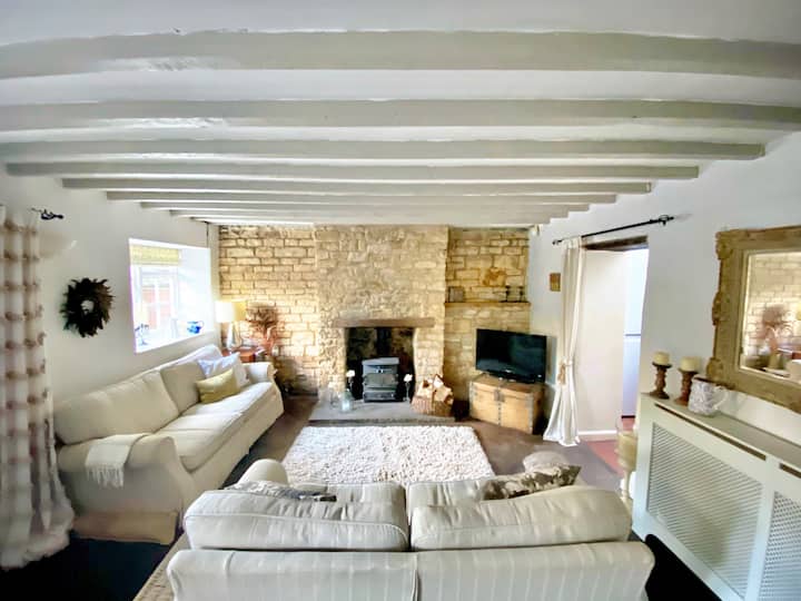 Quaint Cotswold Cottage, Sleeps 2-6 - Chipping Norton