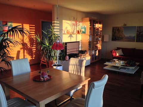 Beliebte Airbnb-Anzeige: Rheinkai vacation home in Mülheim