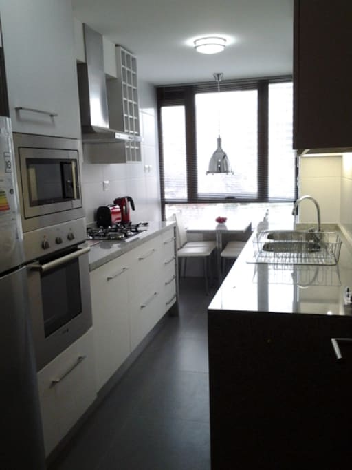 Cocina con comedor de diario