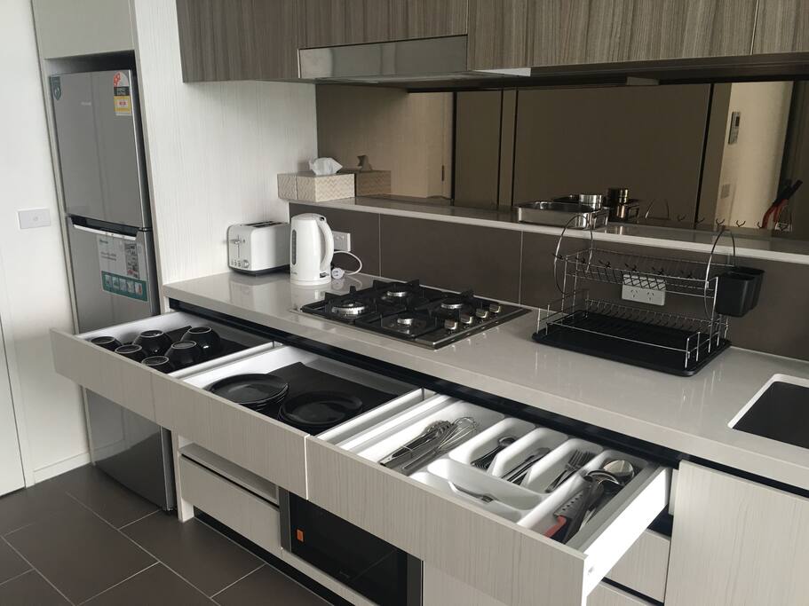 All brand new kitchen ware