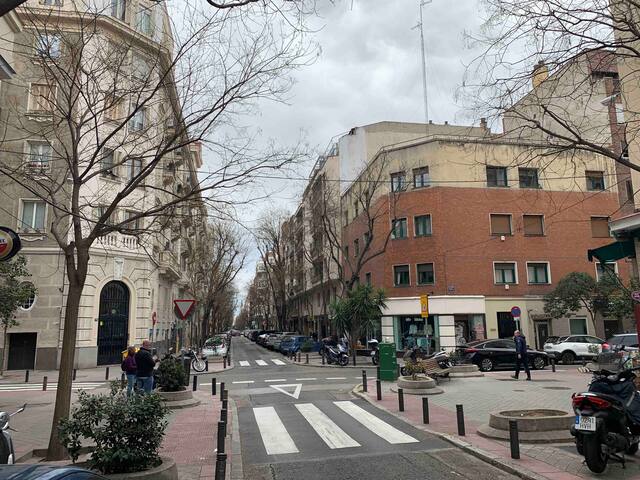 Elegant & central, 2BR in Salamanca – ALC gallery image 3