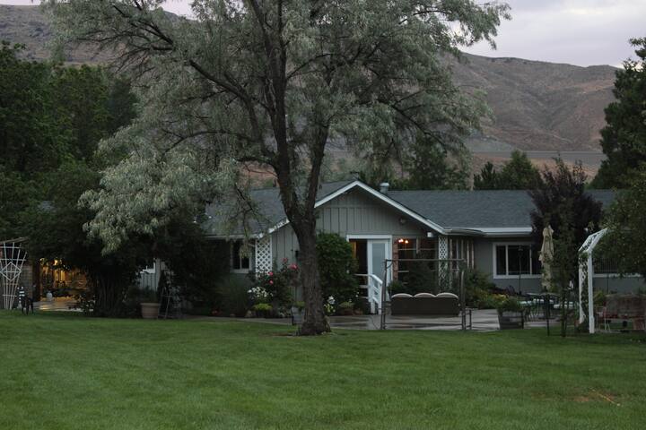 Fun Country Charm House