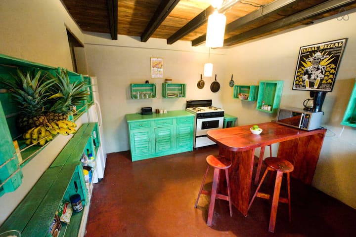 Casa Del Sol Great Location & Price Private Room 6
