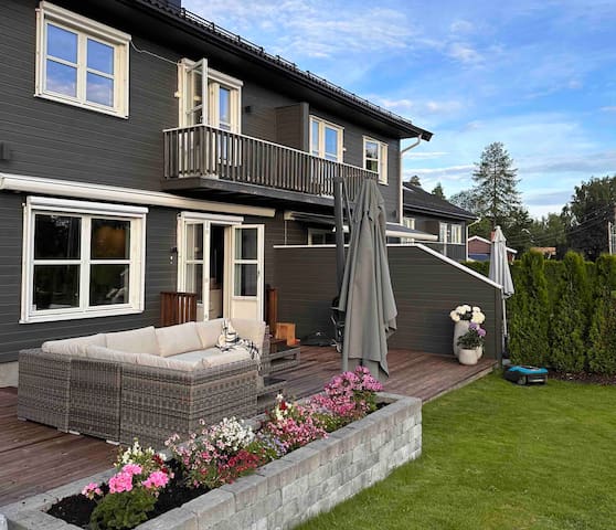 Koselig hus i nærheten av Oslo, i Holmenkollen