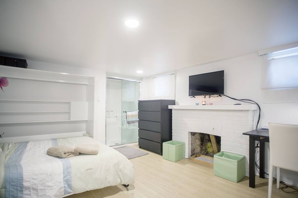 Includes TV with apple TV