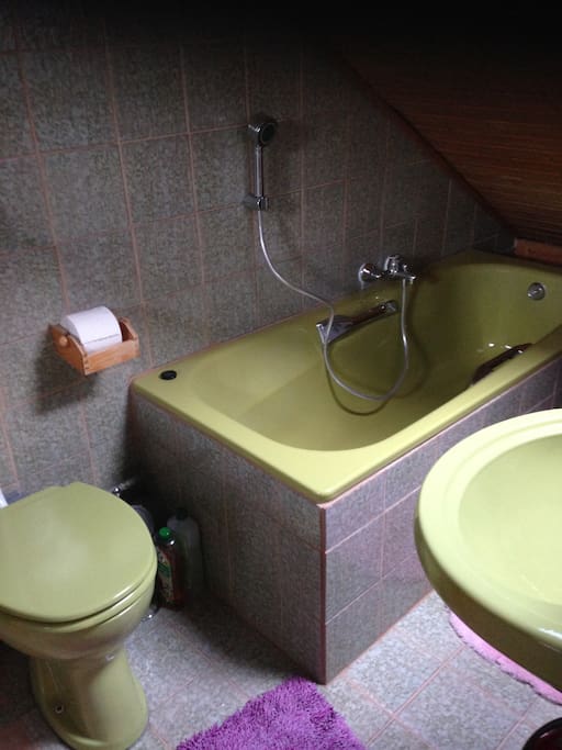 Bad und Toilette