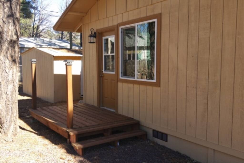 Kitchen door for convenient grocery loading