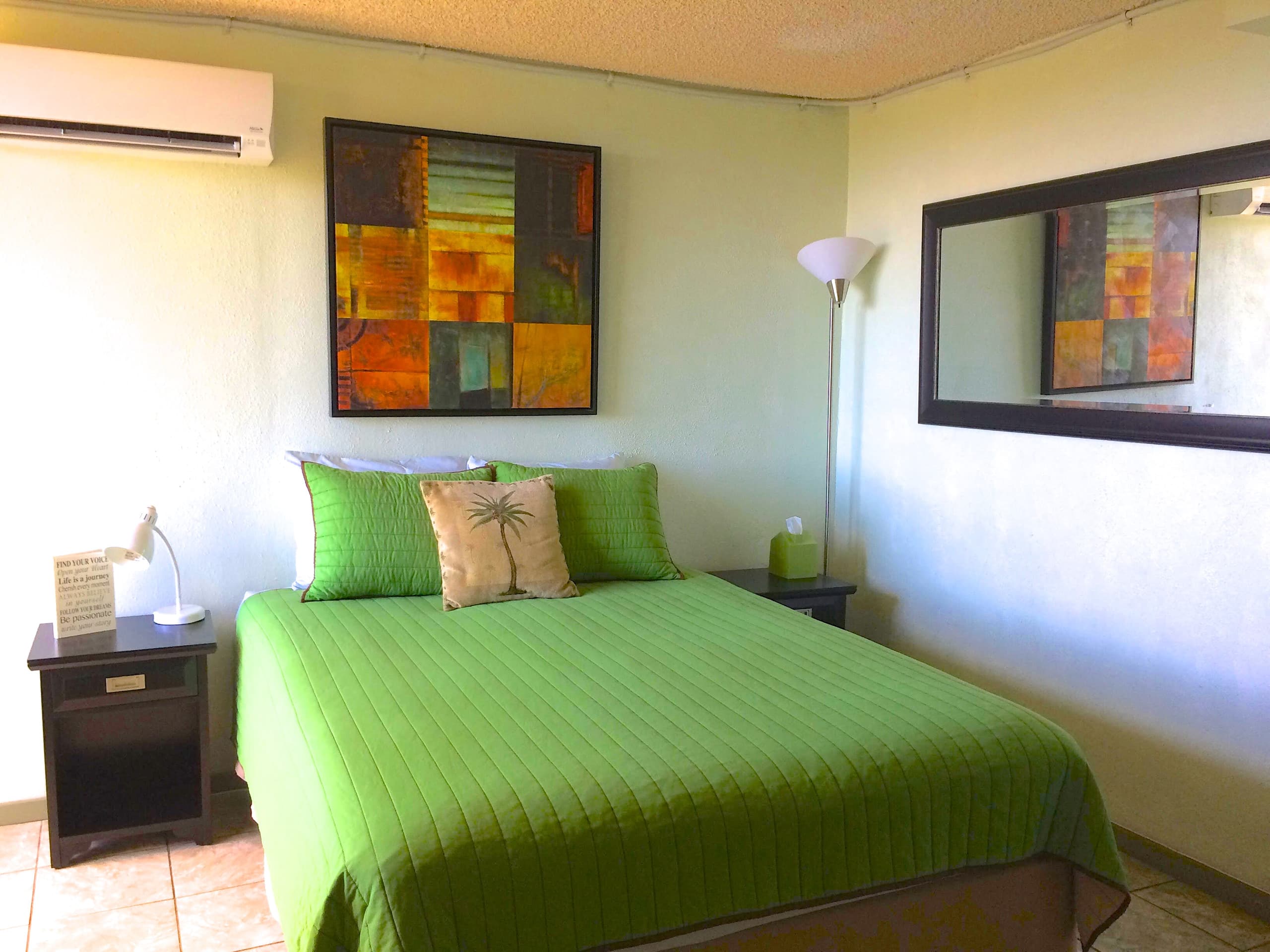 RARE HAWAIIAN DIAMOND - Image 22