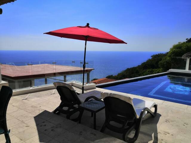 HERMOSA VILLA DIAMANTE ACAPULCO