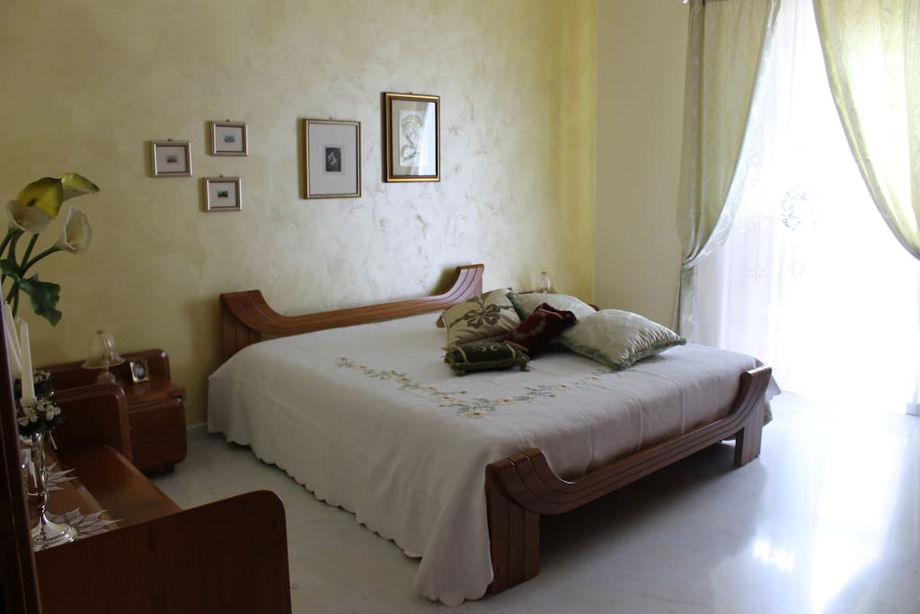 Camera da letto matrimoniale
