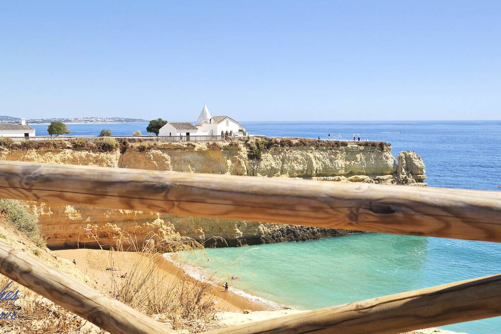 Welcome to Porches, Algarve!